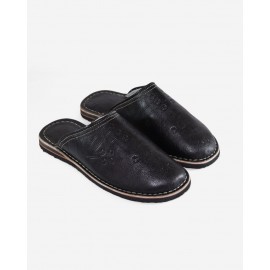 Black luxury slippers