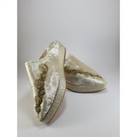 elegant high-end slippers