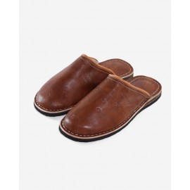 Round brown leather slipper