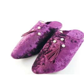 Štýlové módne fialové papuče