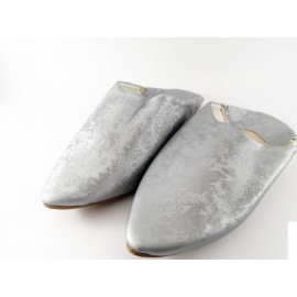 Chic fashion gray slippers